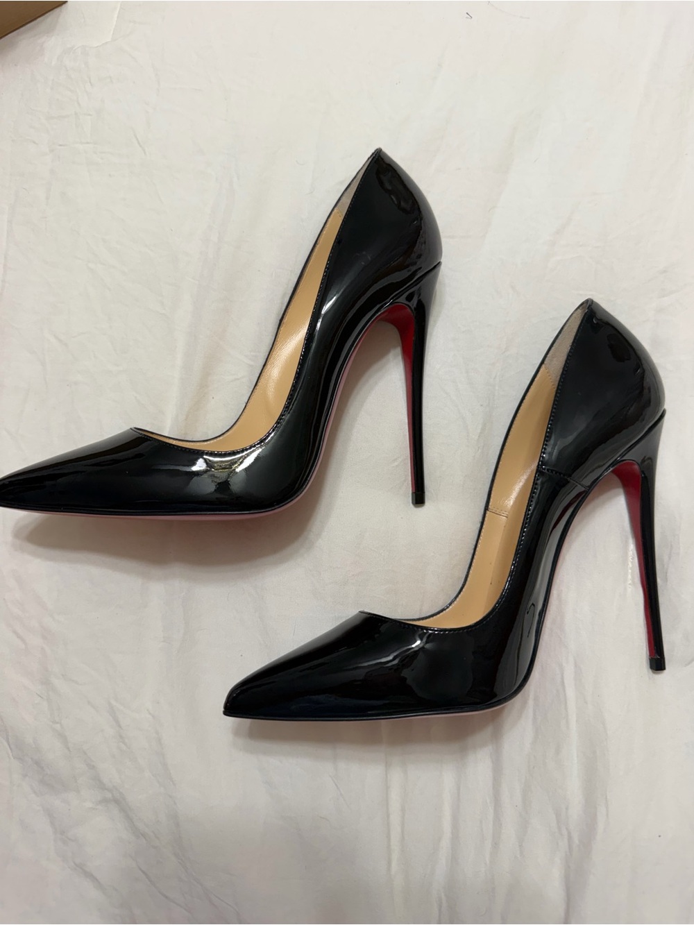 Christian Louboutin Black Patent Pointed Pumps with Signature Red Soles - Picture 2 of 6